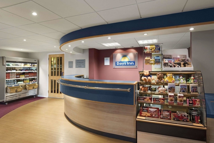 Imagen de los interiores del Hotel Days Inn By Wyndham Abington M74. Foto 19