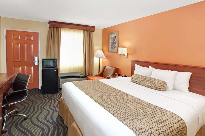 Imagen de la habitación del Hotel Days Inn By Wyndham Acworth. Foto 2