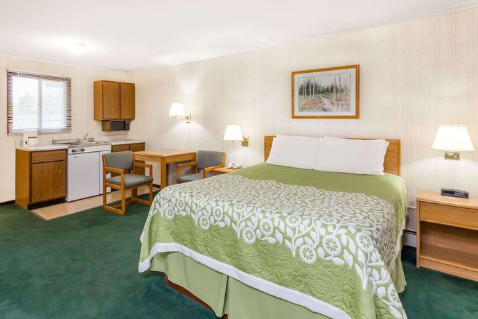 Imagen de la habitación del Hotel Days Inn By Wyndham Alpena. Foto 3