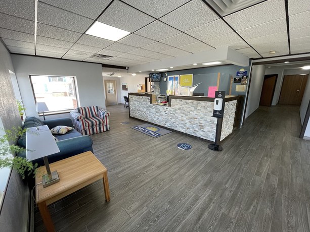 Imagen de los interiores del Hotel Days Inn By Wyndham Alpena. Foto 20