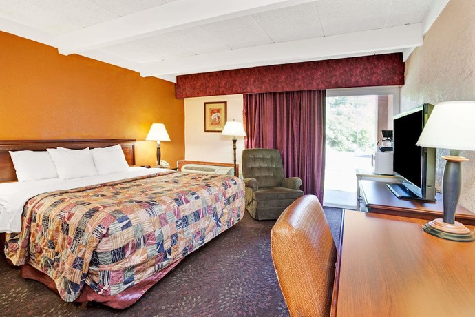 Imagen de la habitación del Hotel Days Inn By Wyndham Ann Arbor. Foto 3