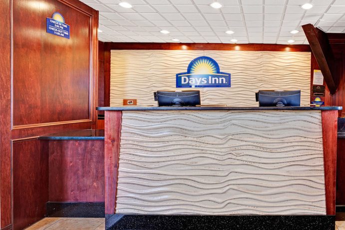 Imagen de los interiores del Hotel Days Inn By Wyndham Ann Arbor. Foto 14