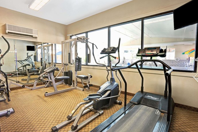 Imagen de los interiores del Hotel Days Inn By Wyndham Ann Arbor. Foto 16