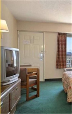 Imagen de la habitación del Hotel Days Inn By Wyndham Apple Valley Pigeon Forge/sevierville. Foto 10
