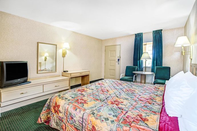 Imagen de los interiores del Hotel Days Inn By Wyndham Arlington/washington Dc. Foto 13