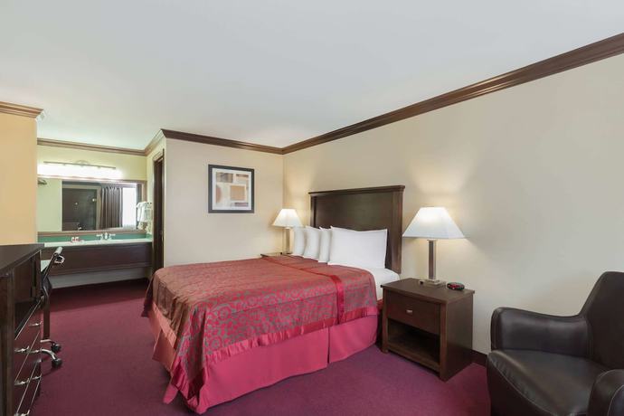 Imagen de la habitación del Hotel Days Inn By Wyndham Auburn. Foto 6