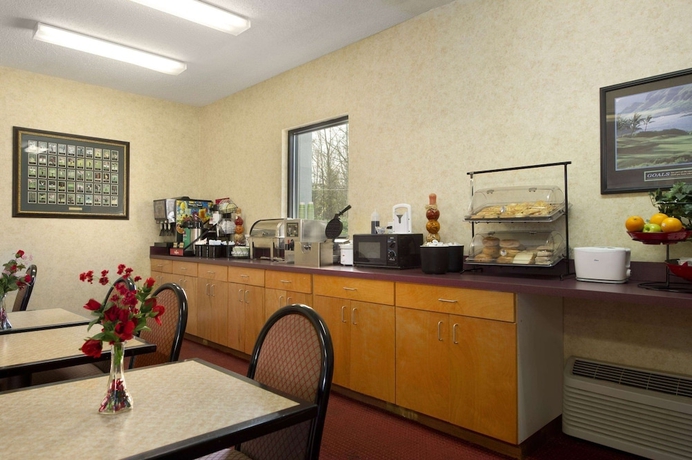 Imagen del bar/restaurante del Hotel Days Inn By Wyndham Augusta / Fort Eisenhower. Foto 3