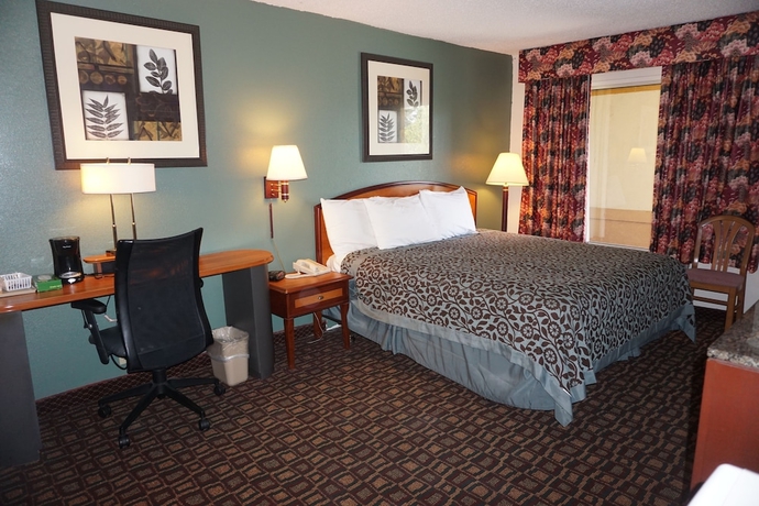 Imagen de la habitación del Hotel Days Inn By Wyndham Augusta Wheeler Road. Foto 2