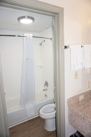Imagen de la habitación del Hotel Days Inn By Wyndham Augusta Wheeler Road. Foto 14