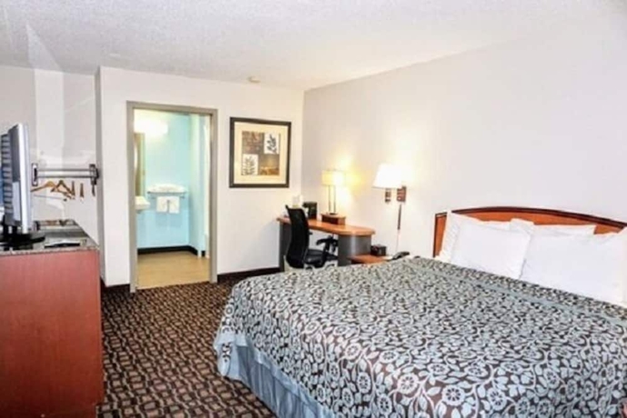 Imagen de la habitación del Hotel Days Inn By Wyndham Augusta Wheeler Road. Foto 15
