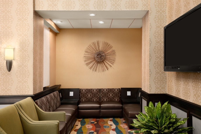 Imagen de los interiores del Hotel Days Inn By Wyndham Baltimore Inner Harbor. Foto 8