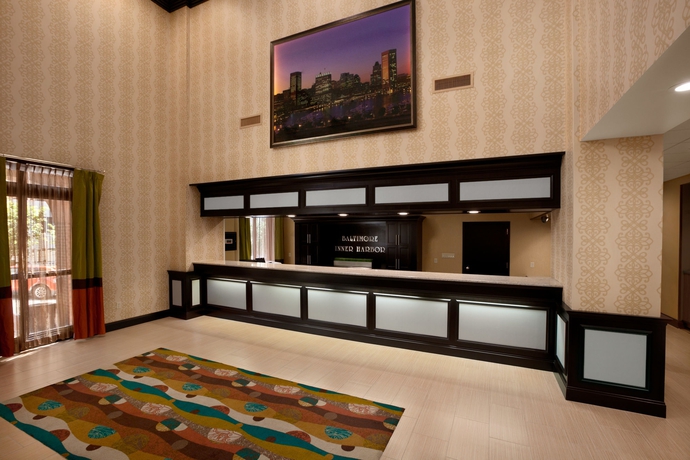 Imagen de los interiores del Hotel Days Inn By Wyndham Baltimore Inner Harbor. Foto 11