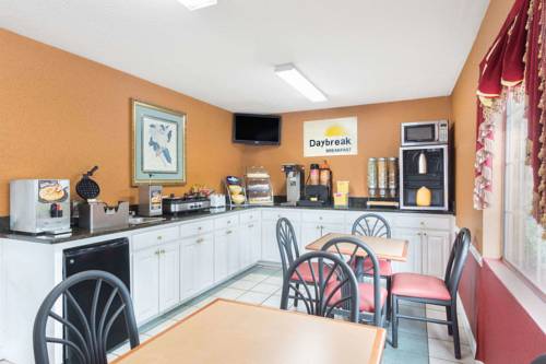 Imagen de la habitación del Hotel Days Inn By Wyndham Barnwell. Foto 6