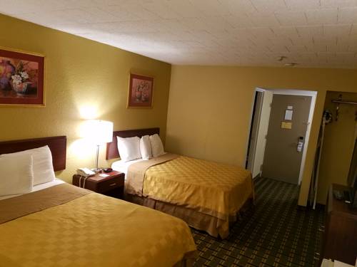 Imagen de la habitación del Hotel Days Inn By Wyndham Batavia Darien Lake Theme Park. Foto 14