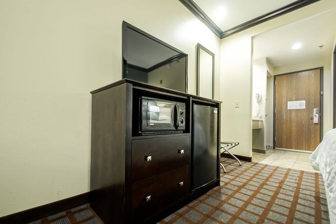 Imagen de la habitación del Hotel Days Inn By Wyndham Baton Rouge/i-10. Foto 10