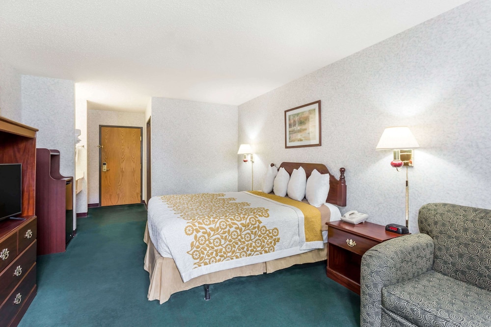 Imagen de la habitación del Hotel Days Inn By Wyndham Battlefield Rd/hwy 65. Foto 18