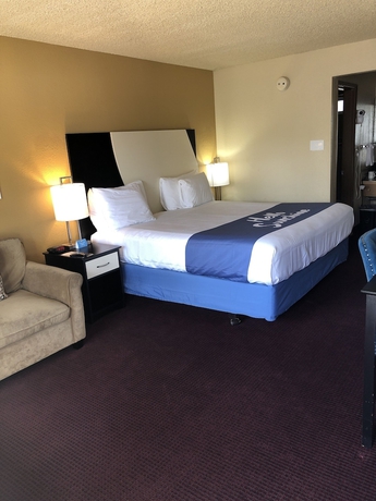 Imagen de la habitación del Hotel Days Inn By Wyndham Bend. Foto 13