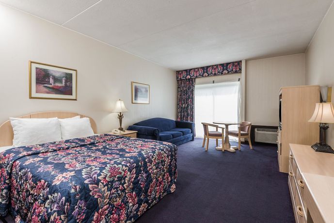 Imagen de la habitación del Hotel Days Inn By Wyndham Berlin Meriden. Foto 6