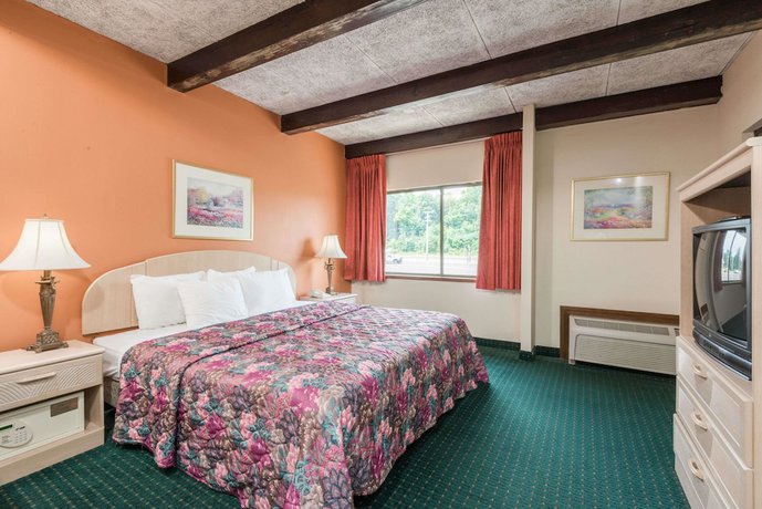 Imagen de la habitación del Hotel Days Inn By Wyndham Berlin Meriden. Foto 9