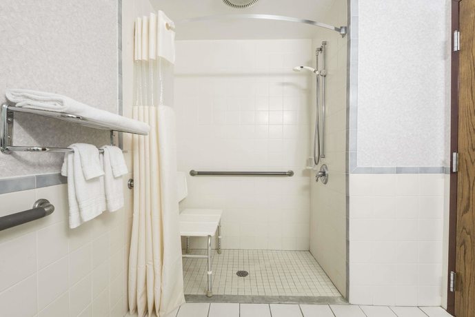 Imagen de la habitación del Hotel Days Inn By Wyndham Berlin Meriden. Foto 12