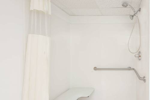 Imagen de la habitación del Hotel Days Inn By Wyndham Berlin Voorhees. Foto 9
