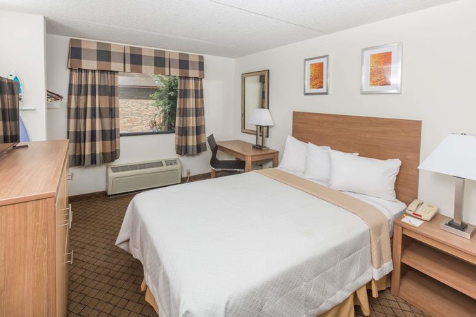 Imagen de la habitación del Hotel Days Inn By Wyndham Biloxi Beach. Foto 8