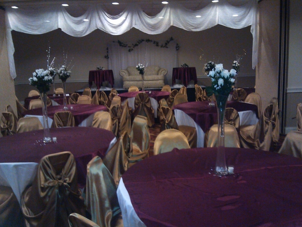 Imagen de los interiores del Hotel Days Inn By Wyndham Birmingham Vestavia Hills. Foto 5