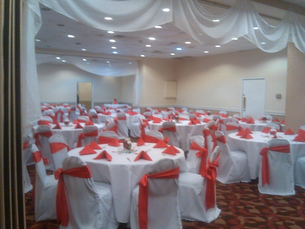 Imagen de los interiores del Hotel Days Inn By Wyndham Birmingham Vestavia Hills. Foto 6