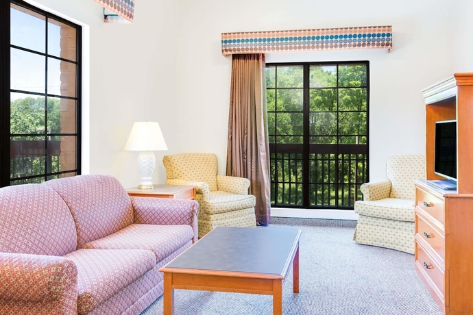 Imagen de la habitación del Hotel Days Inn By Wyndham Birmingham/west. Foto 9
