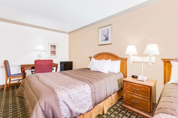 Imagen de la habitación del Hotel Days Inn By Wyndham Birmingham/west. Foto 12