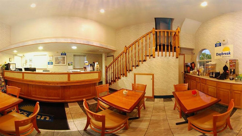 Imagen del bar/restaurante del Hotel Days Inn By Wyndham Bishop. Foto 4