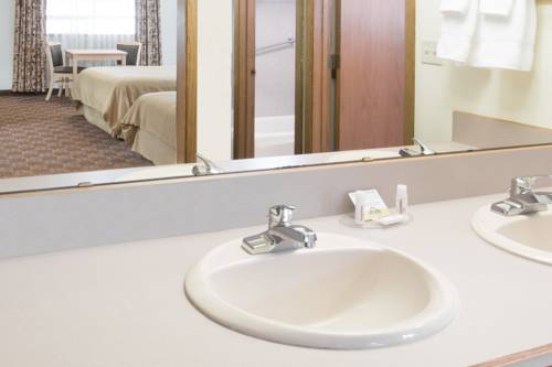 Imagen de la habitación del Hotel Days Inn By Wyndham Black Bear. Foto 2