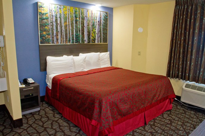 Imagen de la habitación del Hotel Days Inn By Wyndham Blue Springs. Foto 7