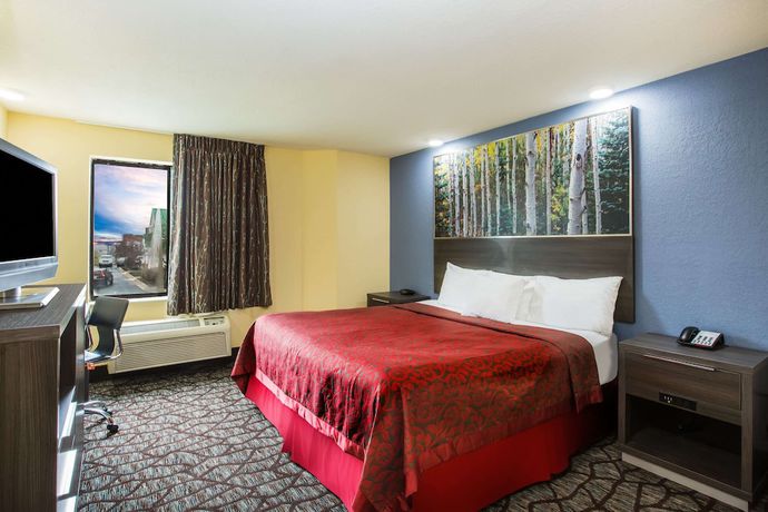 Imagen de la habitación del Hotel Days Inn By Wyndham Blue Springs. Foto 11
