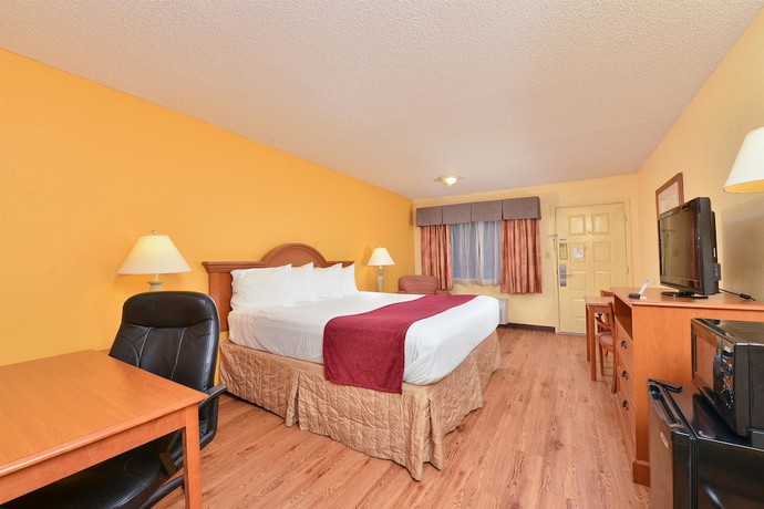Imagen de la habitación del Hotel Days Inn By Wyndham Boerne. Foto 2
