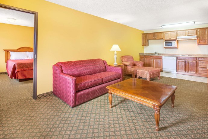 Imagen de la habitación del Hotel Days Inn By Wyndham Boerne. Foto 9