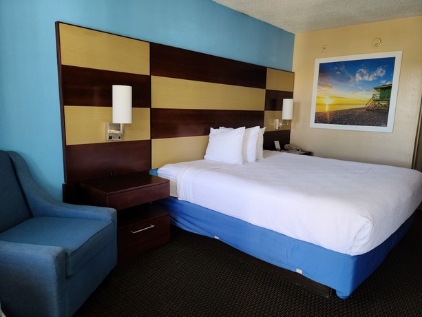Imagen de la habitación del Hotel Days Inn By Wyndham Bradenton I-75. Foto 17