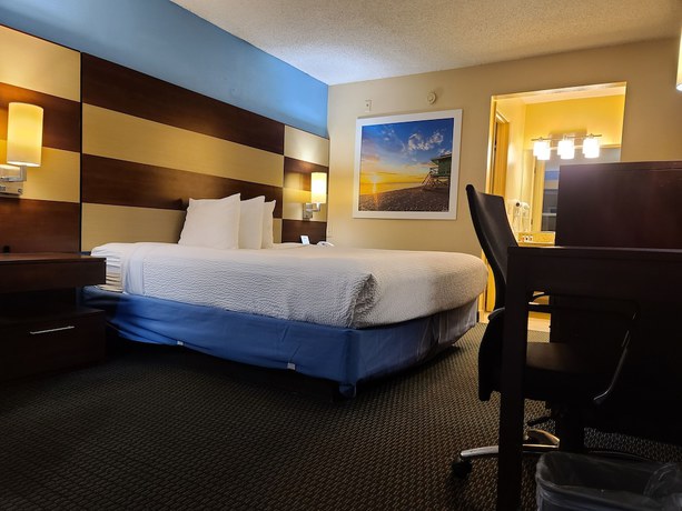 Imagen de la habitación del Hotel Days Inn By Wyndham Bradenton I-75. Foto 18