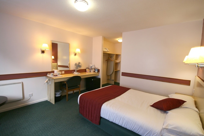 Imagen de la habitación del Hotel Days Inn By Wyndham Bradford M62. Foto 3