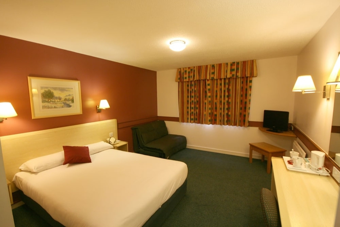 Imagen de la habitación del Hotel Days Inn By Wyndham Bradford M62. Foto 9