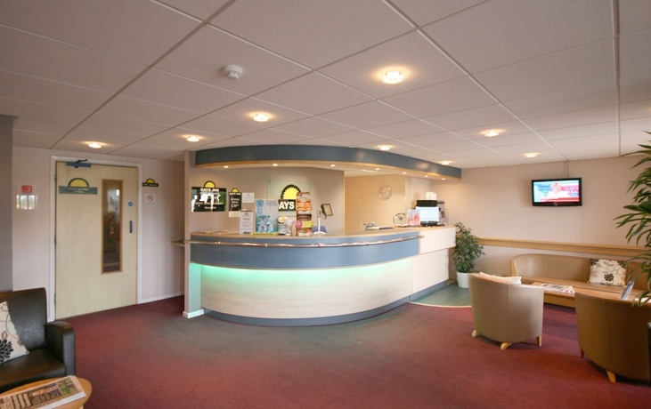 Imagen de los interiores del Hotel Days Inn By Wyndham Bradford M62. Foto 17