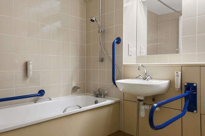 Imagen de la habitación del Hotel Days Inn By Wyndham Bradford M62. Foto 16