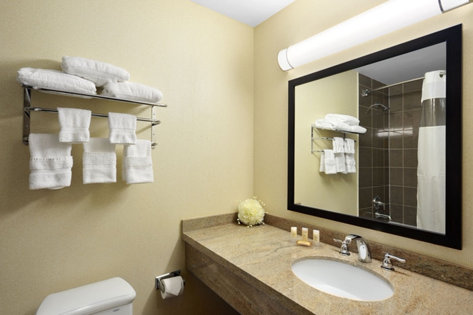 Imagen de la habitación del Hotel Days Inn By Wyndham Brampton. Foto 2