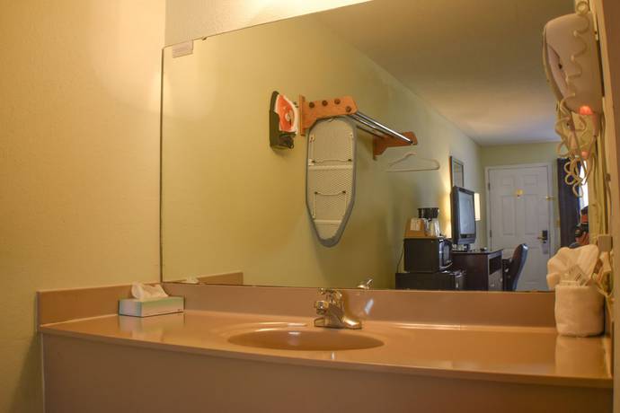 Imagen de la habitación del Hotel Days Inn By Wyndham Branson Near Theatre District. Foto 4