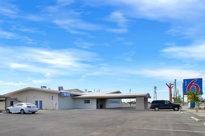 Imagen de los exteriores del Hotel Days Inn By Wyndham Brawley. Foto 11