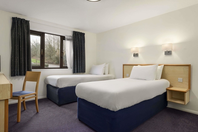 Imagen de la habitación del Hotel Days Inn By Wyndham Bridgend Cardiff M4. Foto 10