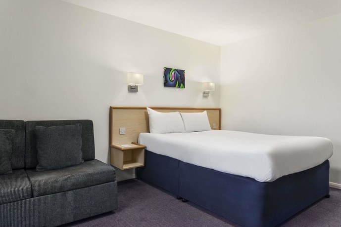 Imagen de la habitación del Hotel Days Inn By Wyndham Bridgend Cardiff M4. Foto 12