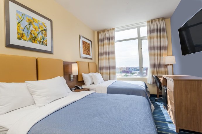 Imagen de la habitación del Hotel Days Inn By Wyndham Brooklyn Crown Heights. Foto 3