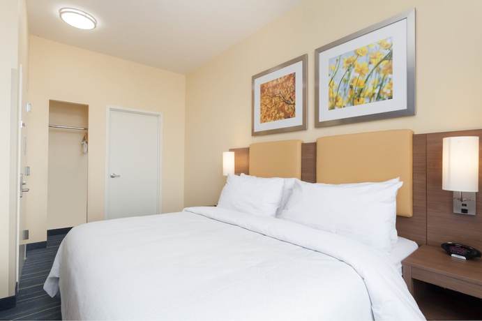 Imagen de la habitación del Hotel Days Inn By Wyndham Brooklyn Crown Heights. Foto 7