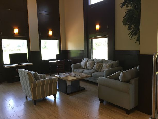 Imagen de los interiores del Hotel Days Inn By Wyndham Brooksville/dade City. Foto 11